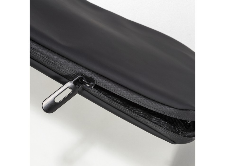 Tech organizer in soft pu water resistant FullGadgets.com