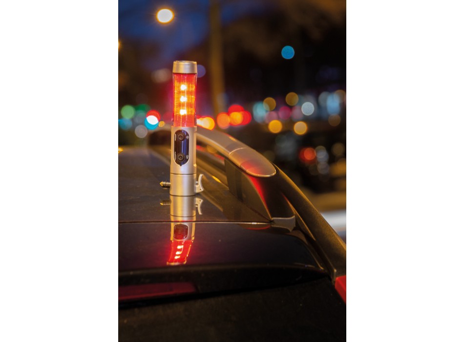 Torcia d’emergenza con martello FullGadgets.com