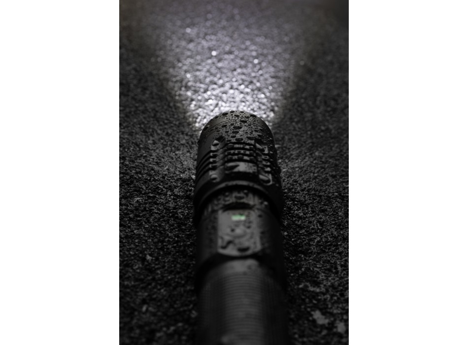 Torcia ricaricabile USB Gear X FullGadgets.com