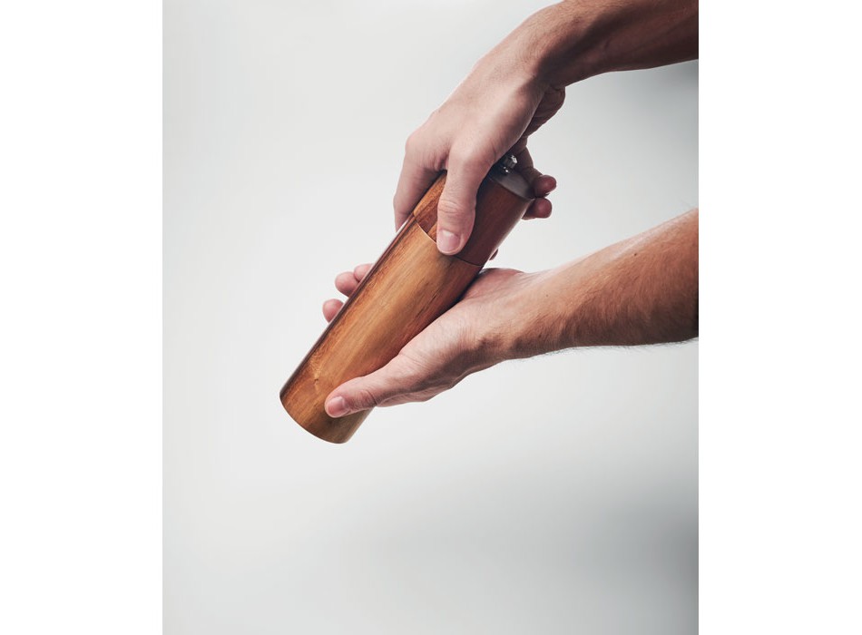 TUCCO - Macinapepe in legno di acacia FullGadgets.com