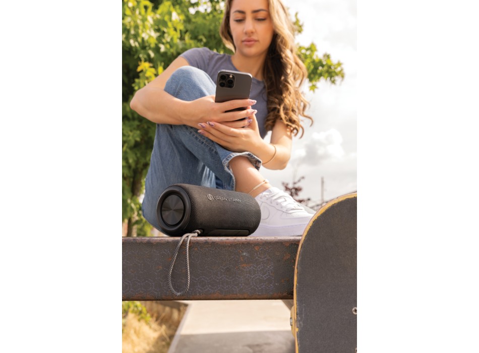 Urban Vitamin Pacific Grove RCS rplastic 30W speaker IPX7 FullGadgets.com