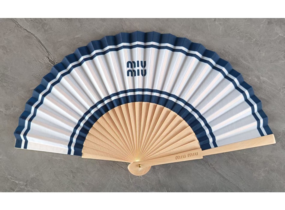 Ventaglio stampato intera superficie23 cm  FullGadgets.com