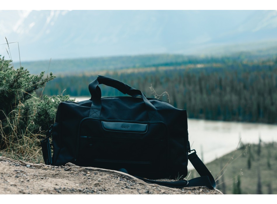 Weekend bag Swiss peak Voyager in rPET AWARE™ FullGadgets.com