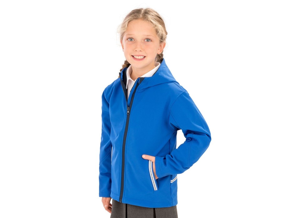 Young softshell FullGadgets.com