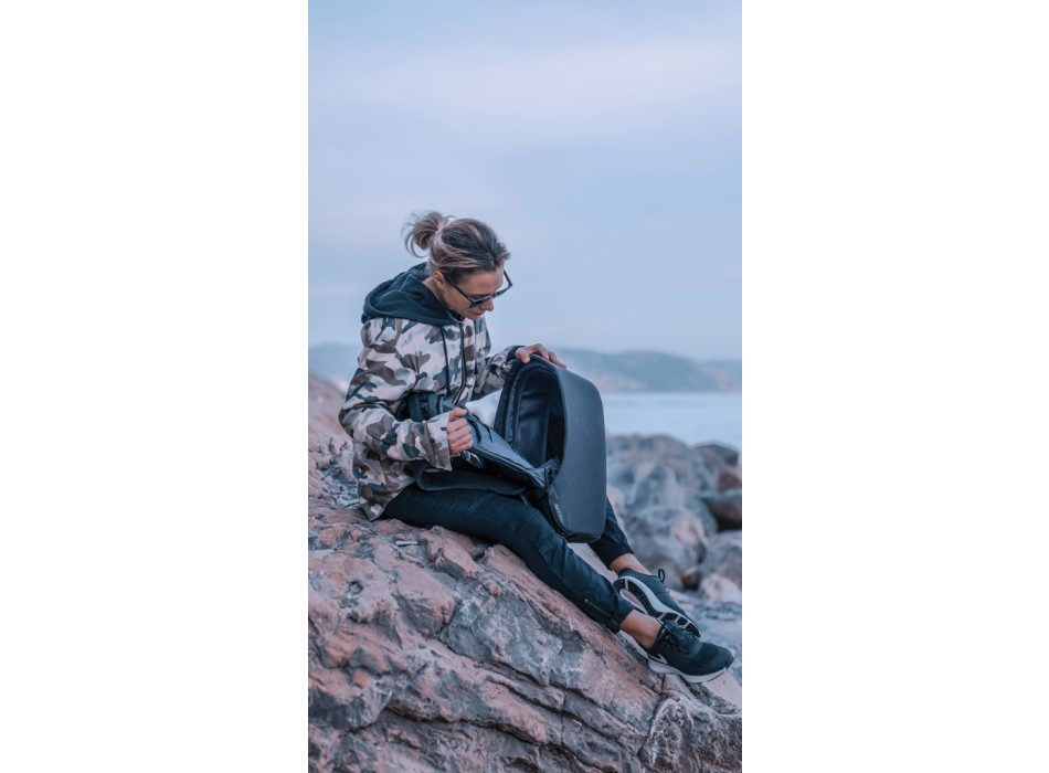 Zaino antitaccheggio Bobby Hero FullGadgets.com