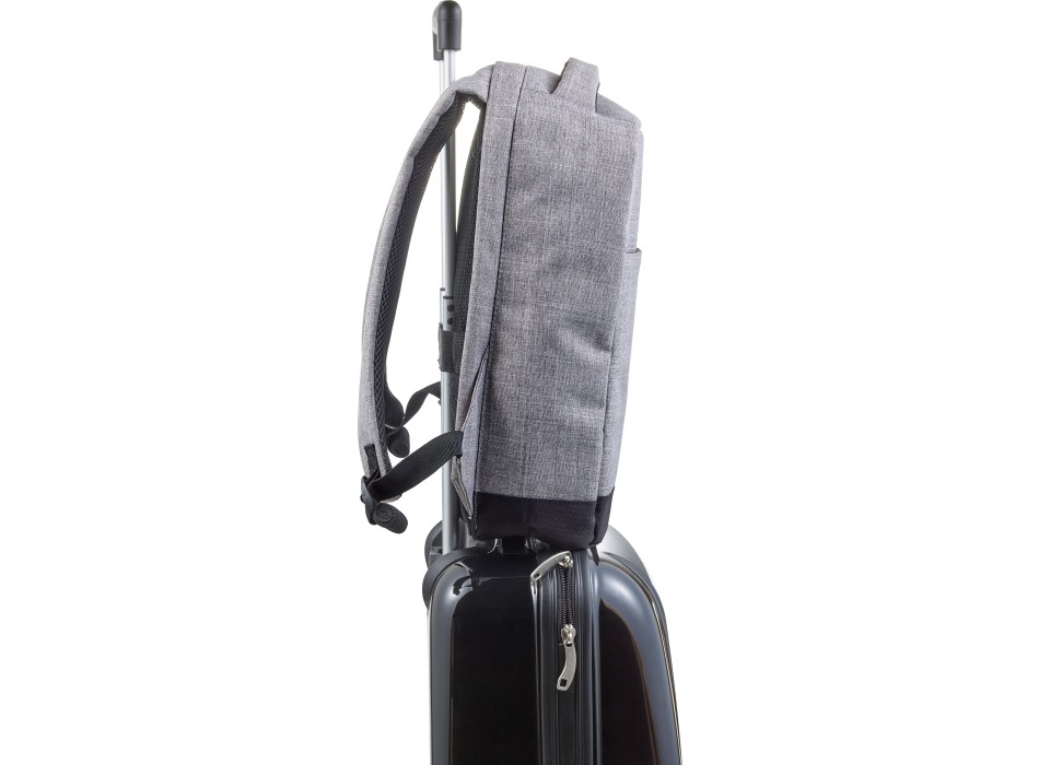 Zaino antitaccheggio portacomputer in 600 D poliestere Cruz FullGadgets.com