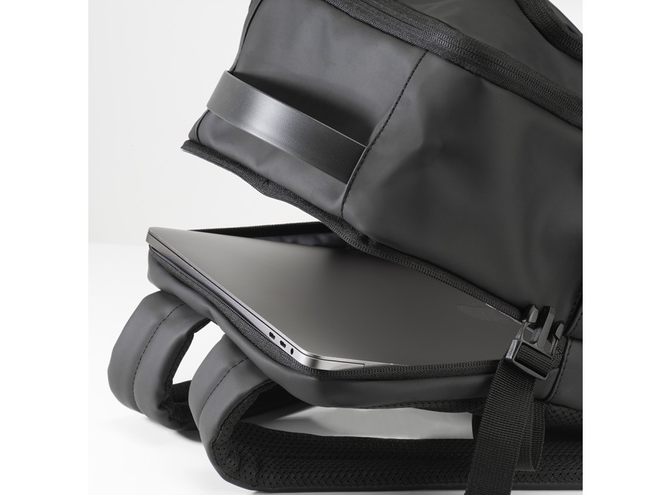 Zaino da viaggio cabin size con porta pc (15) in soft PU water resistant FullGadgets.com