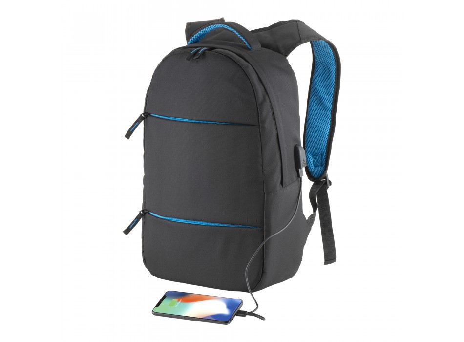 Zaino porta computer in poliestere 600d. tasca principale porta pc e 3 tasche frontali FullGadgets.com