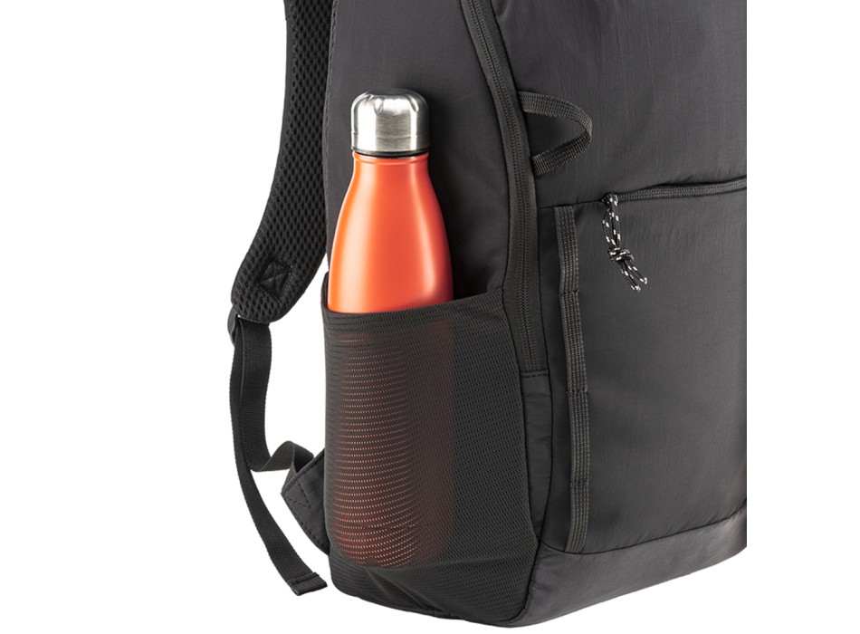 Zaino porta pc (15) in nylon. Compartimento imbottito per notebook FullGadgets.com