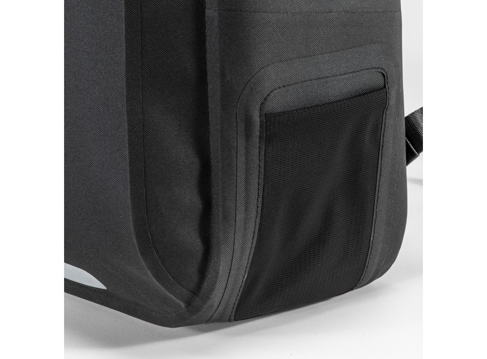 Zaino porta pc (15) in poliestere waterproof con rivestimento interno in TPU FullGadgets.com