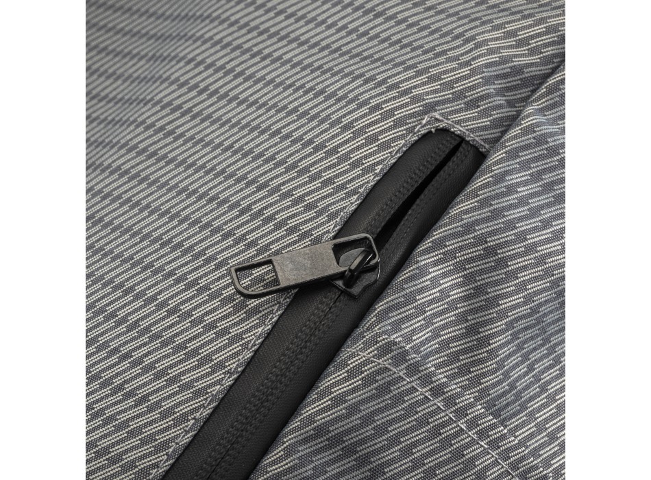 Zaino porta pc in poliestere riciclato con tintura ecologica FullGadgets.com