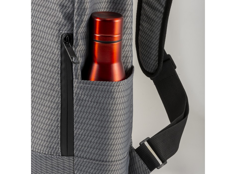 Zaino porta pc in poliestere riciclato con tintura ecologica FullGadgets.com