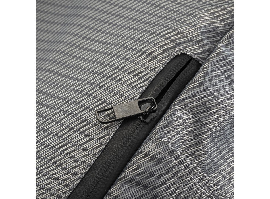 Zaino porta pc in poliestere riciclato con tintura ecologica FullGadgets.com