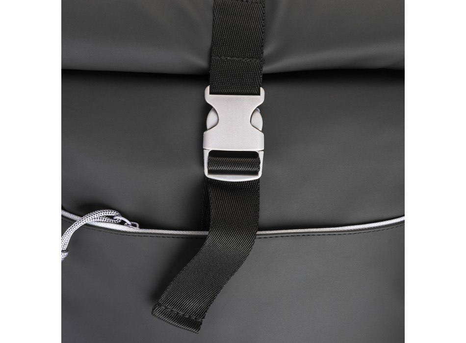 Zaino porta pc in soft pu water resistant, compartimento notebook FullGadgets.com