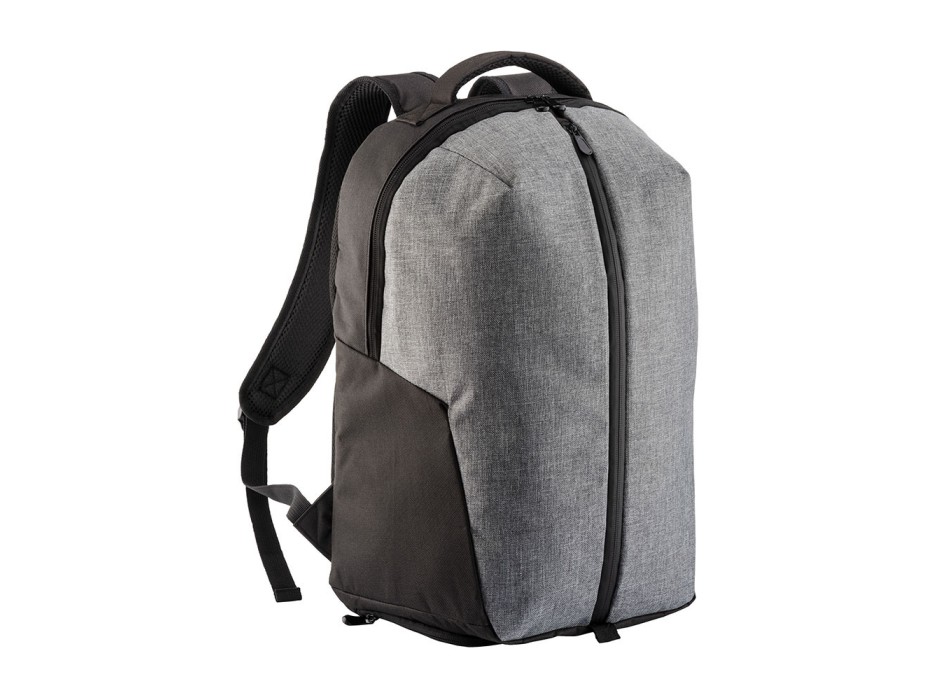 Zaino sport in poliestere 600D melange, ampio scomparto principale con porta pc (15"). FullGadgets.com